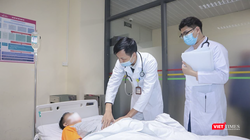 Bệnh nhân đột quỵ được thăm khám tại Bệnh viện E