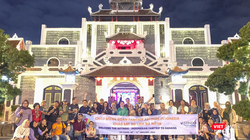 Đoàn famtrip lữ hành Indonesia tại công viên châu Á (Đà Nẵng)