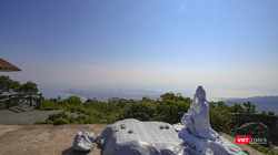 Đỉnh Bàn Cờ trên bán đảo Sơn Trà (Đà Nẵng) nơi tỉ phú Bill Gates cùng bạn gái đến thưởng trà trong chuyến du lịch Đà Nẵng từ ngày 4/3-7/3