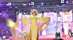 Tối 31/5, UBND quận Sơn Trà (TP Đà Nẵng) đã tổ chức đưa các dịch vụ du lịch về đêm trên cầu đi bộ Nguyễn Văn Trỗi và công viên bờ Đông chân cầu Nguyễn Văn Trỗi vào hoạt động.