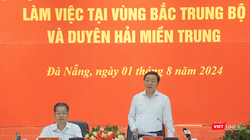 Phó Thủ tướng Trần Hồng Hà phát biểu tại buổi làm việc với các địa phương vùng Bắc Trung Bộ và duyên hải miền Trung.