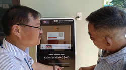 Ki-ốt dịch vụ công đầu tiên được triển khai thí điểm được đặt tại UBND xã Bình Phú, huyện Thăng Bình, tỉnh Quảng Nam. (Ảnh: Văn Toàn)