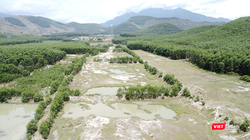 Hiện trạng mỏ đất sét tại thôn An Châu (xã Hòa Phú, huyện Hòa Vang, Đà Nẵng) do Công ty TNHH Hiệp Đại Hưng để lại sau khi rút khỏi hiện trường.