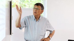 Các nghiên cứu, phản biện chính sách của Giáo sư David Dapice thường xuyên được các nhà lãnh đạo Việt Nam tham khảo (Ảnh: Đại học Fulbright)