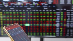 Rủi ro từ huy động tiền gửi “trá hình” của các công ty chứng khoán 