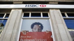 HSBC bị cáo buộc giúp khách hàng rửa tiền và trốn thuế. Ảnh: Reuters.