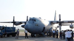 Máy bay C-130 Hercules đậu tại sân bay quốc tế Đà Nẵng
