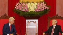 Tổng Bí thư Nguyễn Phú Trọng tiếp cựu Tổng thống Bill Clinton vừa có chuyến thăm lần thứ 5 tới Việt Nam nhân 20 năm Việt-Mỹ bình thường hóa quan hệ