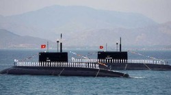 Tàu ngầm HQ-182 Hà Nội và HQ-183 Tp. Hồ Chí Minh của Hải quân Việt Nam