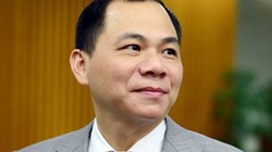 Số cổ phiếu vợ chồng nhà ông Vượng nhận về có giá trị khoảng 5,5 ngàn tỷ đồng.