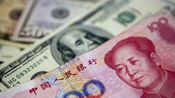 Trung Quốc vừa giảm tỷ giá tham chiếu chính thức hai ngày liên tiếp - Ảnh: Bloomberg