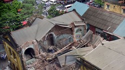 Biệt thự 107 Trần Hưng Đạo đổ sập