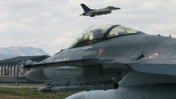 Không quân Thổ Nhĩ Kỳ được lệnh bao động