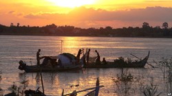 Sông Mekong đã bị ảnh hưởng nặng nề do việc xây dựng của Trung Quốc ở đầu nguồn