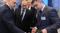 Ông Putin được trao "chìa khóa bầu trời"