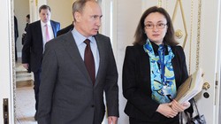 Ông Putin và bà Elvira Nabiullina