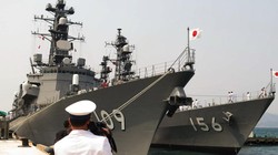 Hai khu trục hạm Nhật Bản cập cảng Cam Ranh trong tháng 4/2016