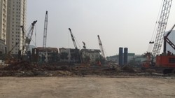 Dự án chung cư Vimeco đang làm tường vây, khoan cọc.