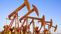 Những yếu tố biến tương lai giá dầu thành trò đánh đố cả thế giới