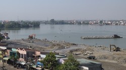 Hiện trường dự án lấp sông Đồng Nai hồi tháng 3 - Ảnh: Đào Ngọc Thạch