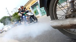 Hàng triệu xe máy đang chạy phải kiểm định, dán tem