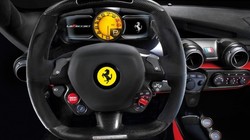 Nhiều mẫu xe của thương hiệu xe sang từ Ý cũng dính lỗi phải triệu hồi. Ảnh: Internet