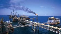 Chuyên gia dự báo kịch bản giá dầu có thể xuống thấp nhất 30 USD cuối năm nay.