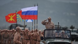 Quân đội Nga tổ chức diễu binh mừng ngày Chiến thắng ở Hmeymim