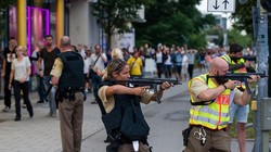 Cảnh sát và đặc nhiệm Đức đang vây chặt hiện trường vụ tấn công