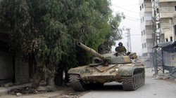 Xe tăng quân đội Syria trên vùng Đông Ghouta