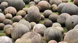 Những quả cầu đá bí ẩn ở Costa Rica.