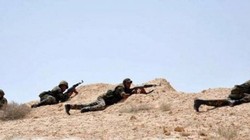 Các binh sĩ Syria chiến đấu trên chiến trường Deir ez - Zor