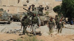 Binh sĩ quân đội Syria trên chiến trường Bắc Hama