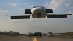 Máy bay cất cánh thẳng đứng Lilium Jet 