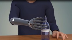 Bàn tay giả gắn camera, phát triển mới của các nhà công nghệ Mỹ
