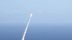 Bắc Triều Tiên tiếp tục phóng thử nghiệm tên lửa đạn đạo tầm trung trên không phận Nhật Bản - ảnh minh họa Yonhapnews