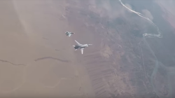 Máy bay ném bom chiến lược tầm xa Tu22M3 và tiêm kích Su-30SM trên không phận Deir Ezzor - ảnh video minh họa