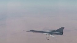 Máy bay ném bom chiến lược Tu22M3 không kích ác liệt chiến trường Deir Ezzor - ảnh minh họa video Bộ quốc phòng Nga