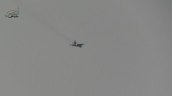 Chiếc cường kích chiến trường Su-25 Nga bị bắn rơi trên bầu trời Idlib - ảnh minh họa video nhóm Hồi giáo cực đoan Syria