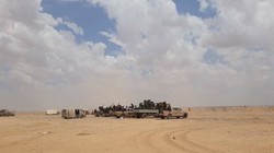 Các đơn vị quân đội Syria trên sa mạc phía tây Deirr Ezzor. Ảnh minh họa South Front