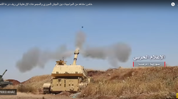 Lựu pháo tự hành Akasyia chiến đấu trên chiến trường Daraa. Anh video