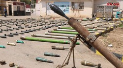 Quân đội Syria phát hiện kho vũ khí của IS ở Deir Ezzor. Ảnh SANA