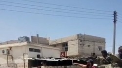 Quân đội Syria tiến vào thị trấn Al-Harrah phía tây Daraa. Ảnh truyền thông quân đội Syria