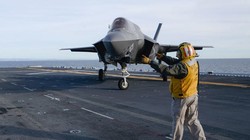 F-35 trên tàu đổ bộ trực thăng USS Essex Mỹ. Ảnh Milytary.com