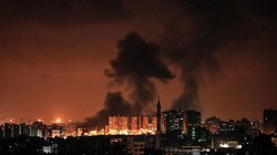 Không quân Israel không kích dải Gaza. Ảnh Quds News Network