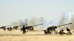 Pháo binh Syria bắn phá dữ đội chiến tuyến lực lượng Hồi giáo cực đoan ở Idlib, Hama. Ảnh minh họa South Front