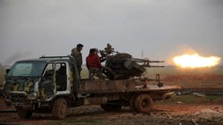 Quân đội Syria đánh trả cuộc tấn công của HTS ở Idlib. Ảnh minh họa Masdar News