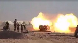 Pháo binh, tên lửa quân đội Syria tấn công tiêu diệt IS ở Deir Ezzor. Ảnh minh họa Masdar News