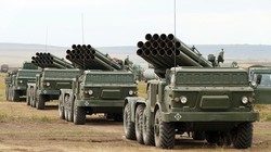 Các tổ hợp pháo phản lực Uragan hạng nặng trong cuộc diễn tập Vostok - 2018. Ảnh minh họa Sputnik