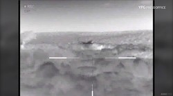 Các chiến binh YPG tập kích lực lượng Hồi giáo cực đoan FSA ở Afrin. Ảnh minh họa video Masdar News